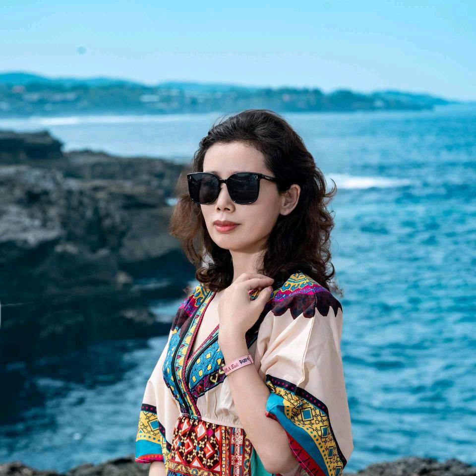 宝韵诗首席分公司王秀