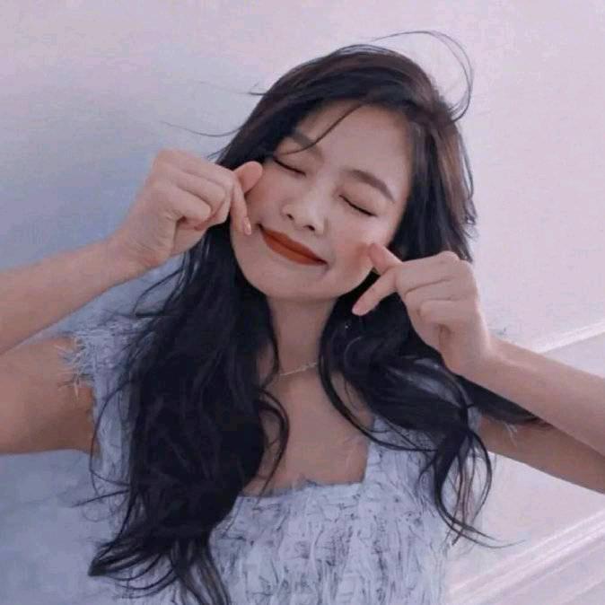 鹿轻轻桃摇摇
