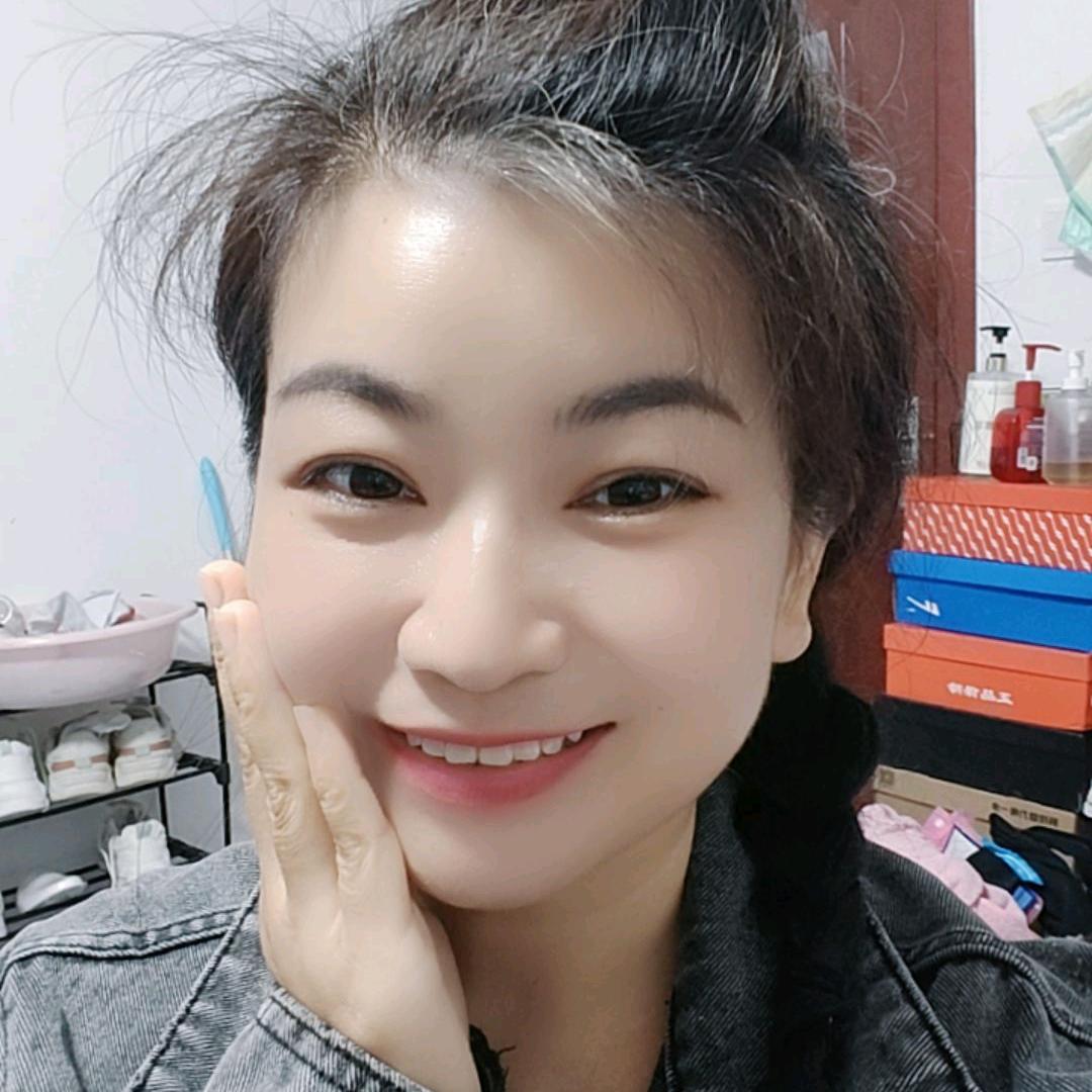 天生丽质😘😘