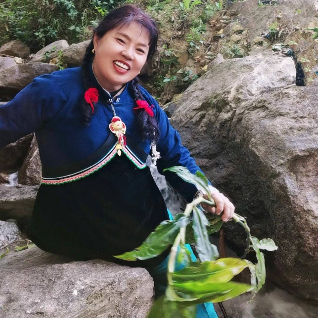 菊花姐：