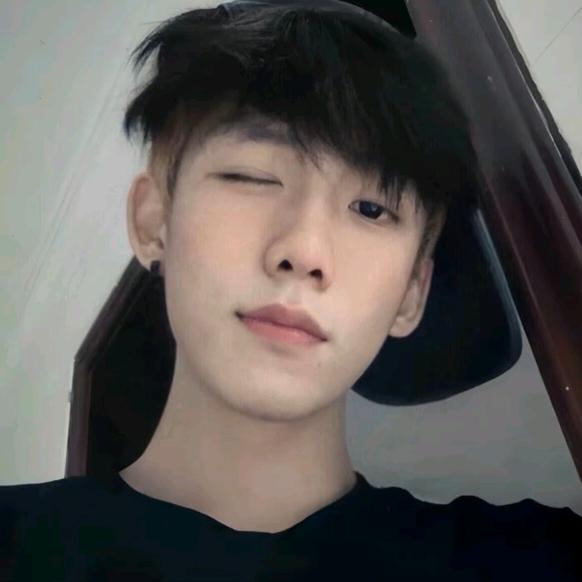 明明就.