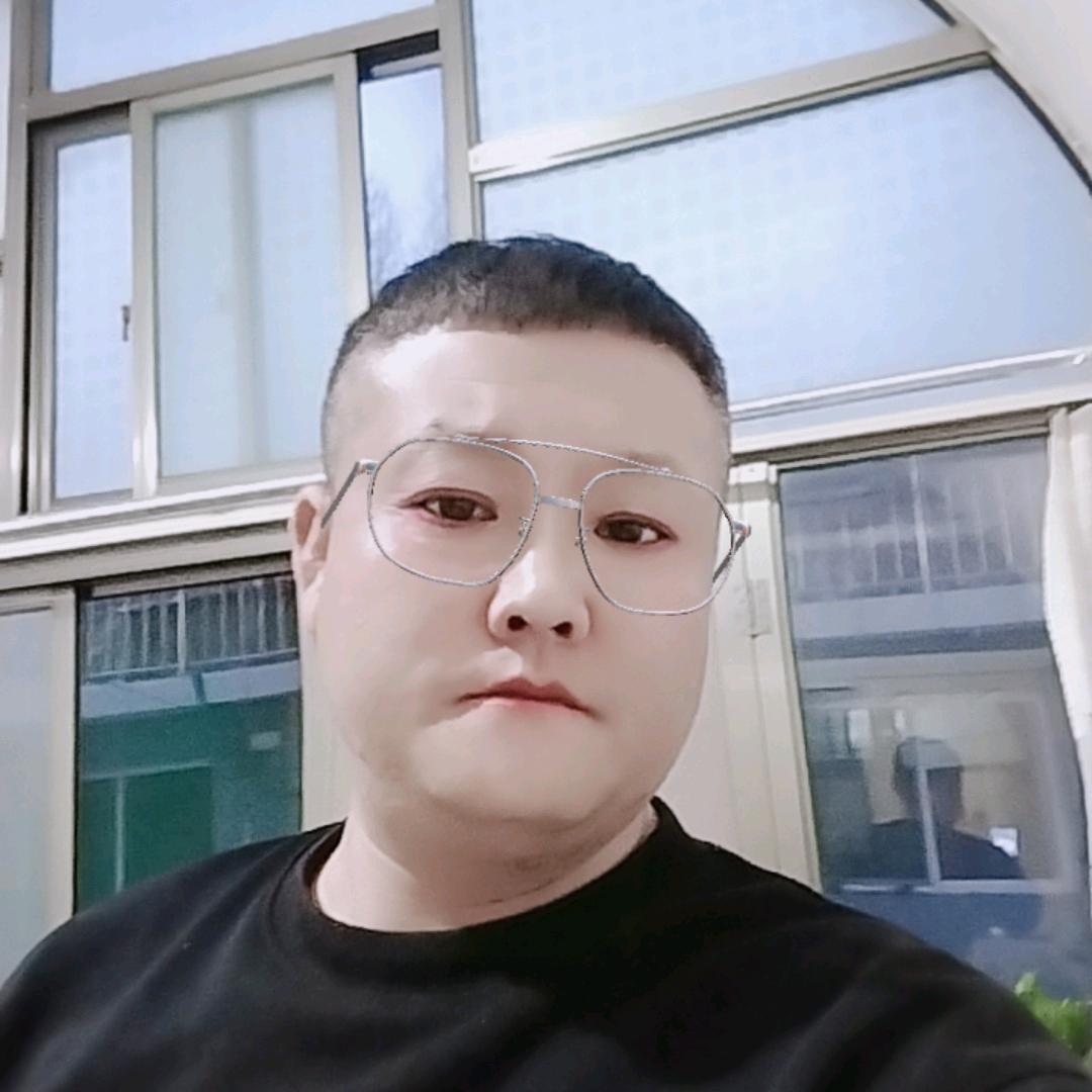 劉平平