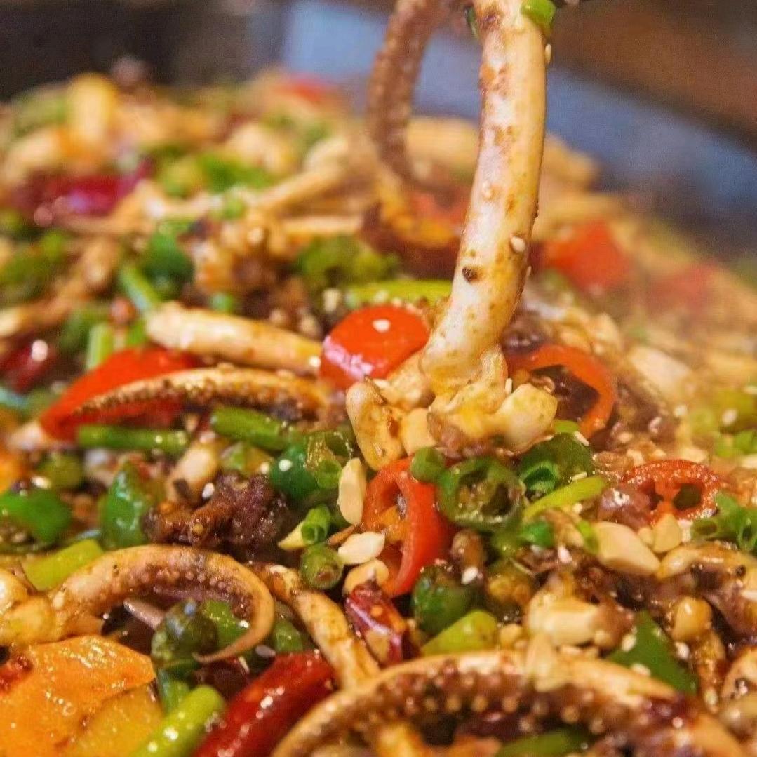 在印江开铁板烧的小石