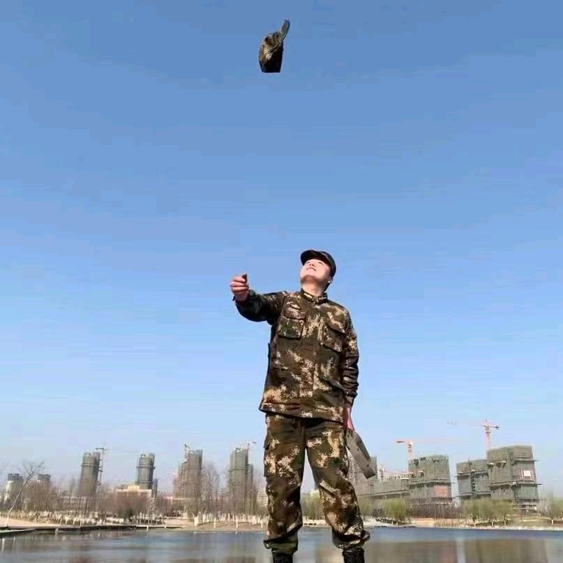小李教官