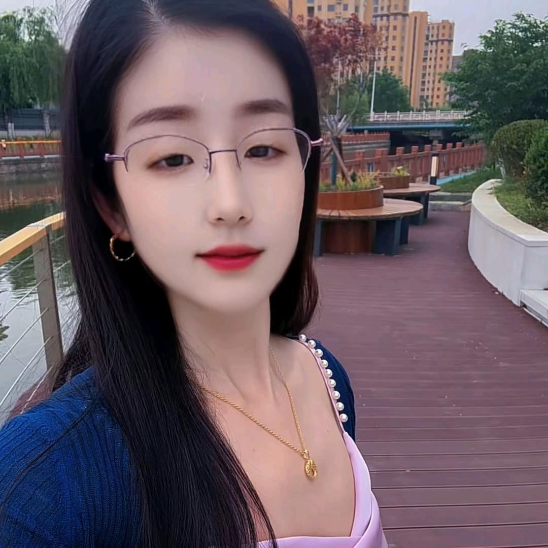 朵朵💋💋