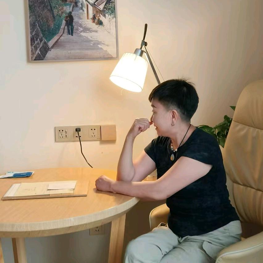 ＆华姐