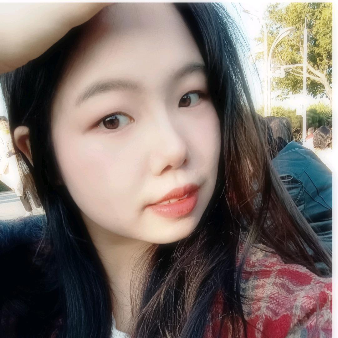 发呆的小绵羊