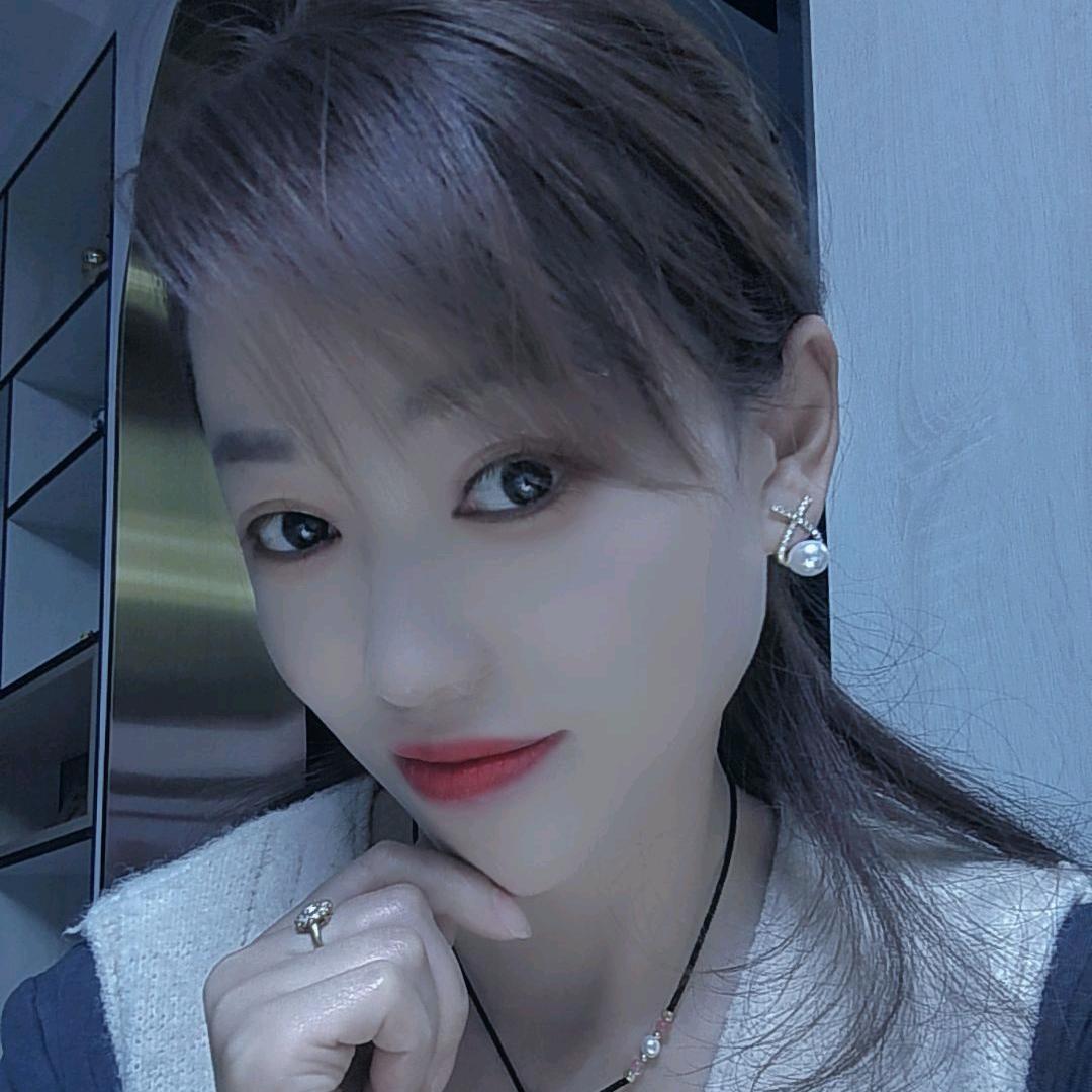 带刺的玫瑰