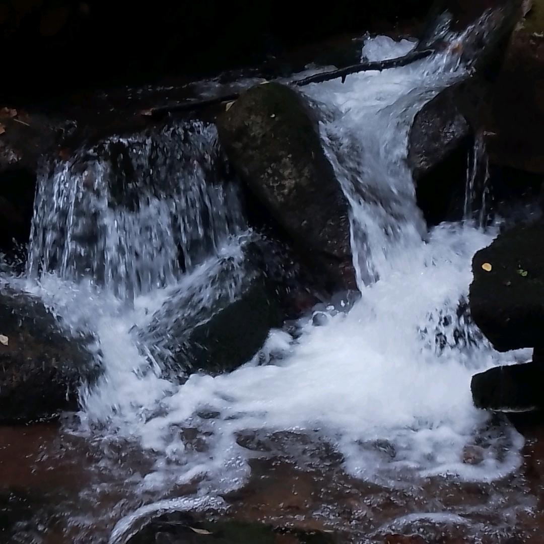 ～