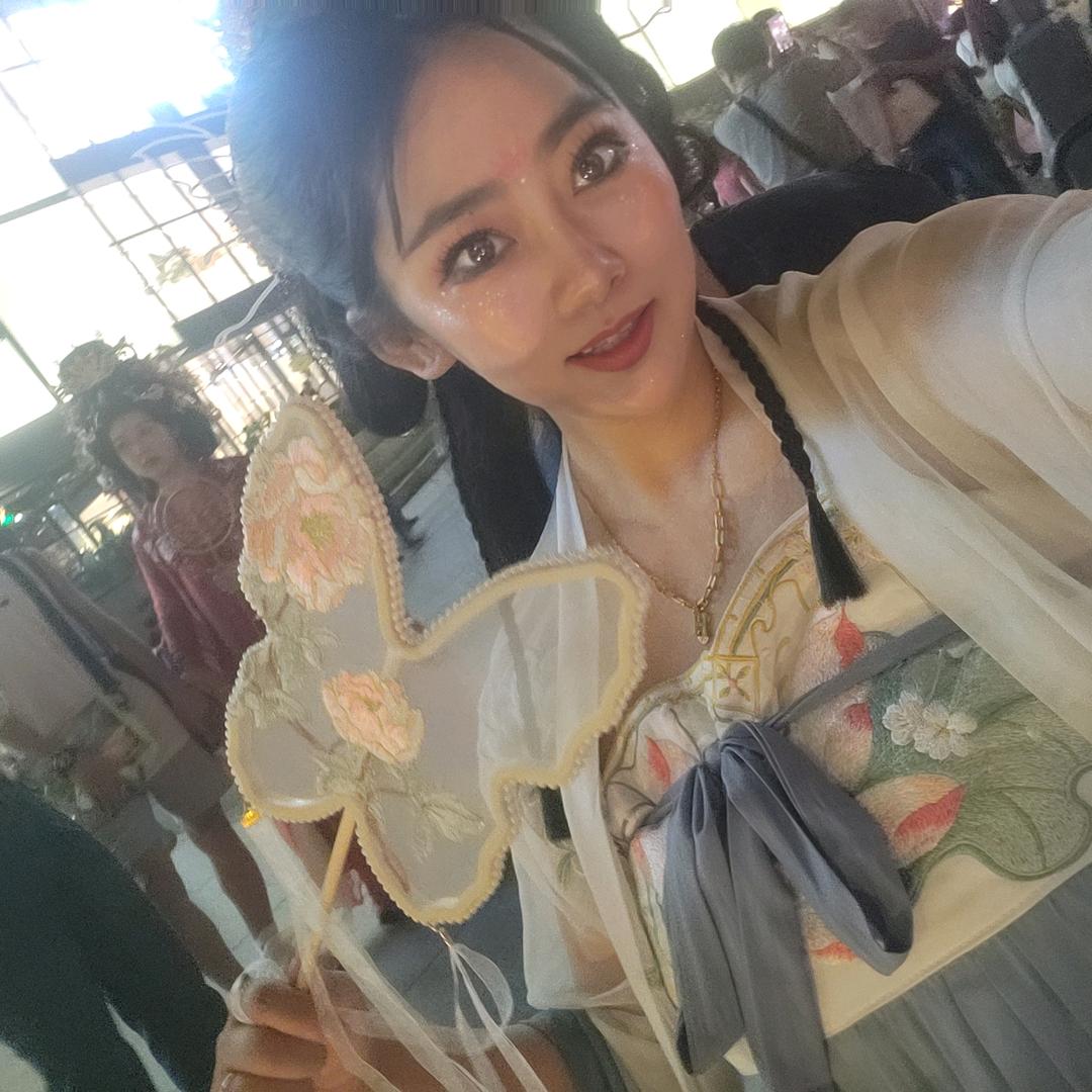 思思小姐