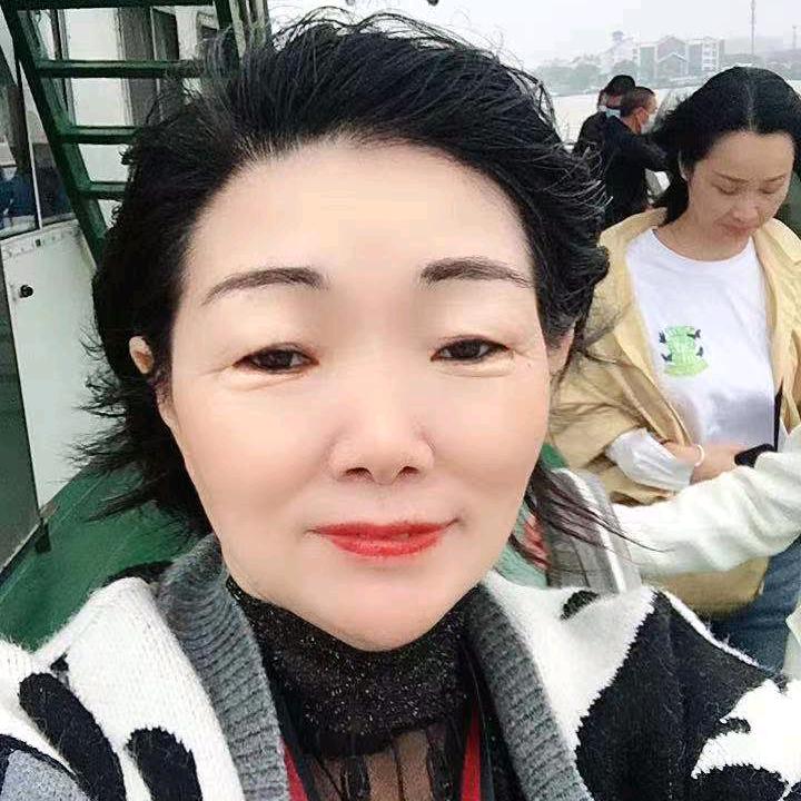 旭妈穿搭