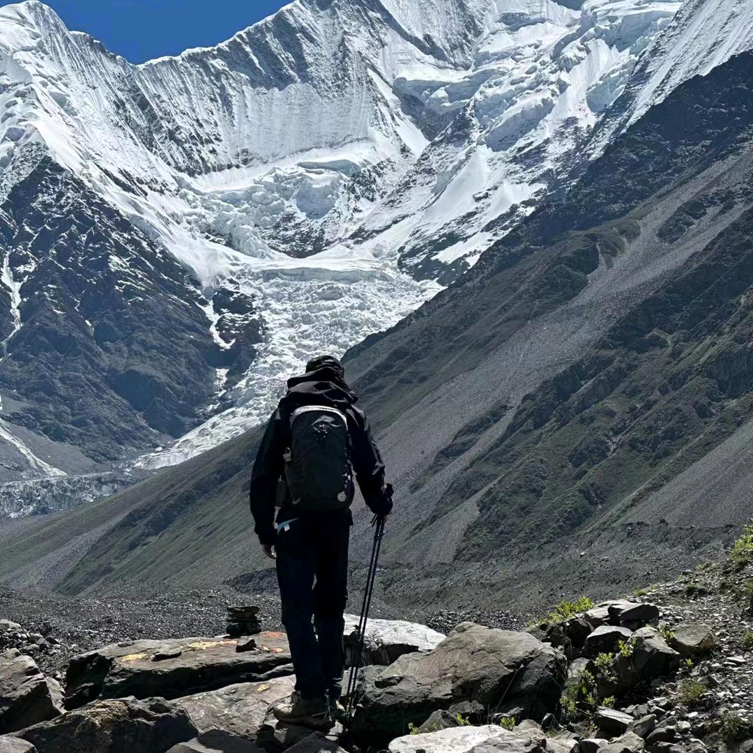 社恐阿华(北海旅居)