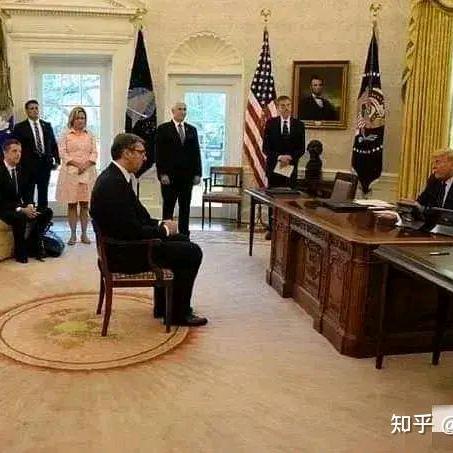 天庭饱满地阁方圆