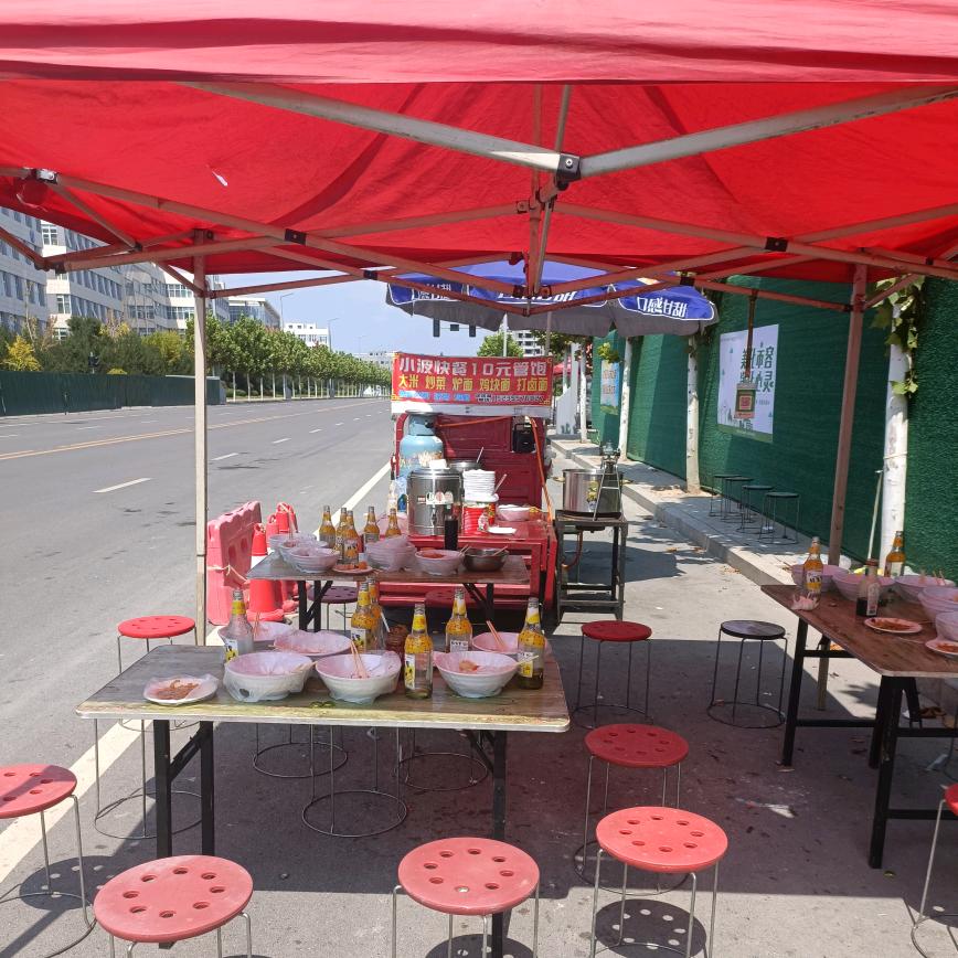 小波快餐 10元管饱 多种主食 任意吃