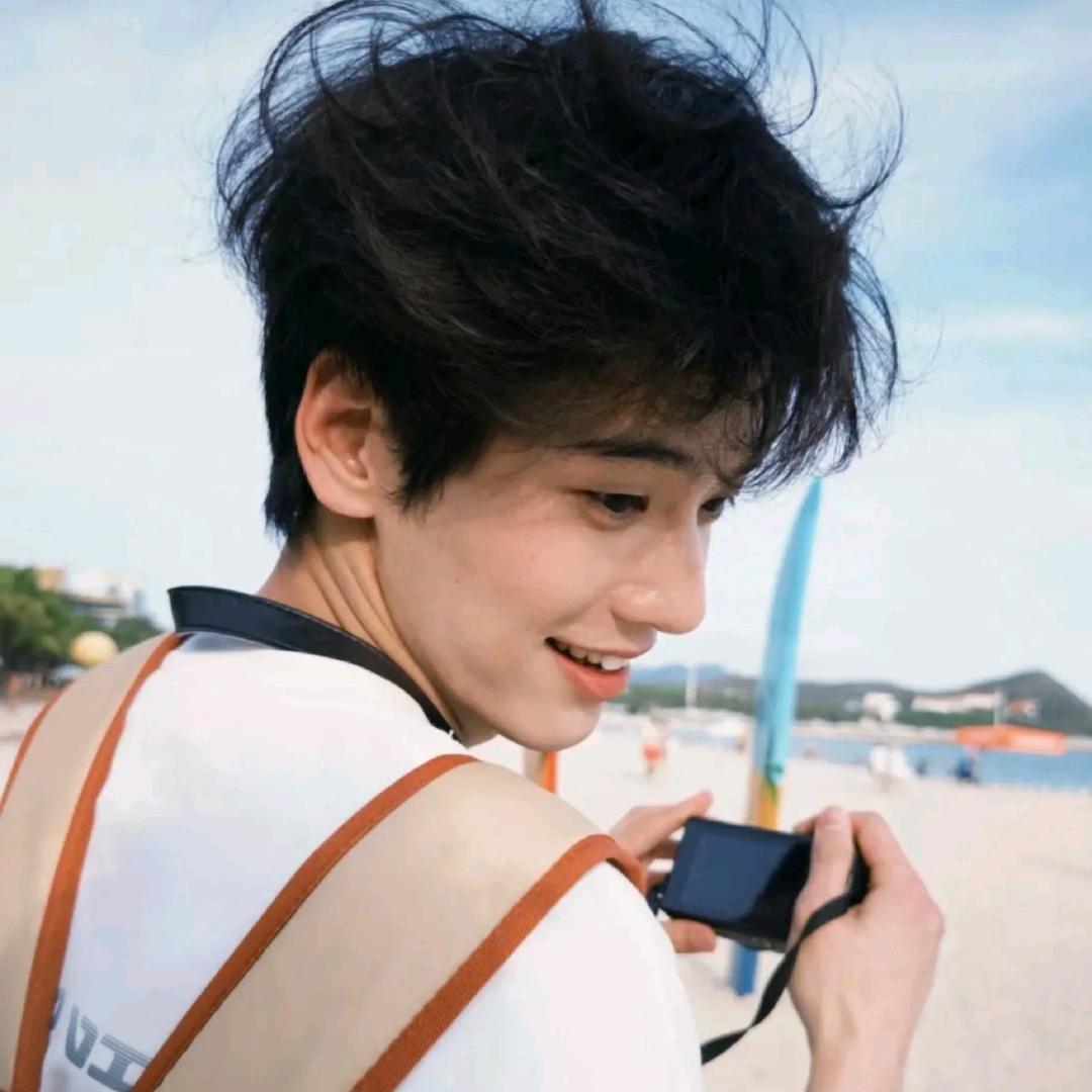 广西工商小瑜学长（领新生攻略✨）