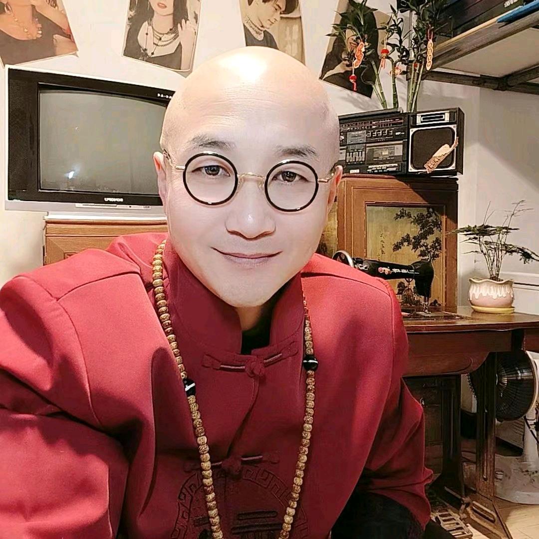 光头哥<停播修炼中>