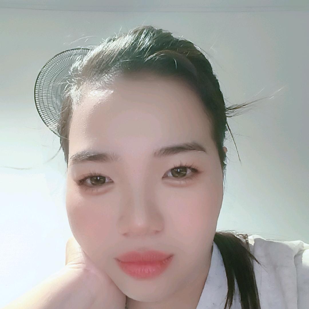 𝒱â𝓃🦚𝒩𝑔𝓊𝓎ễ𝓃