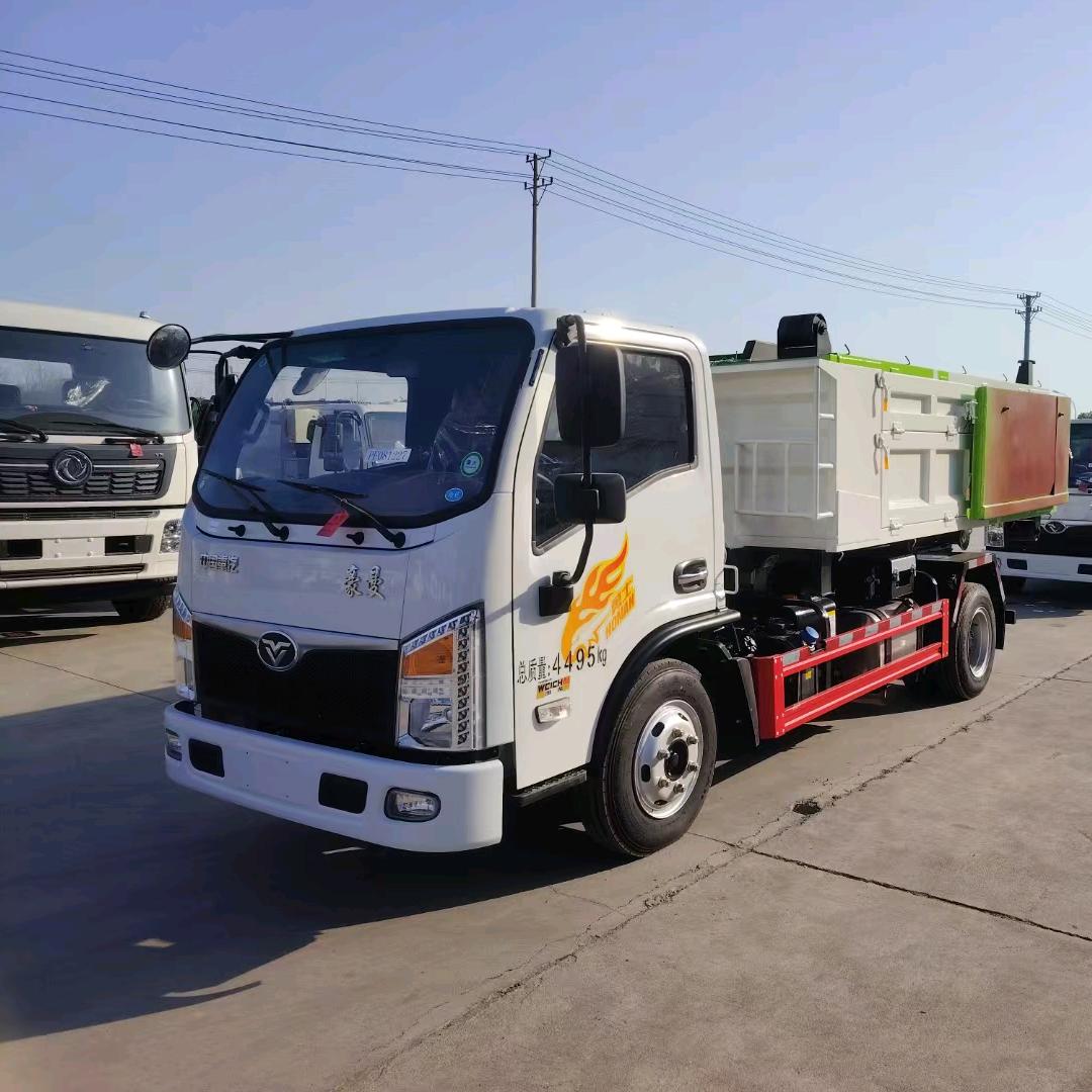 AAA专用车厂家直销-刘