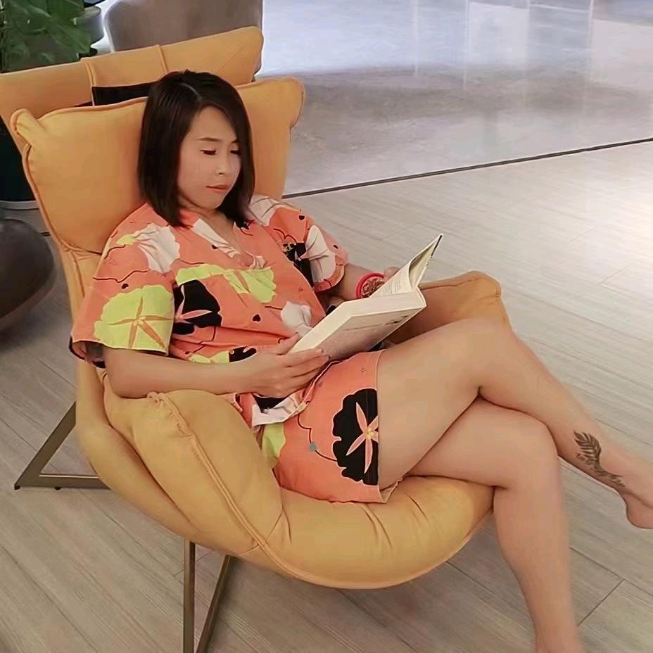 菲儿带刺