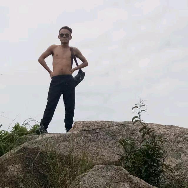 小黑