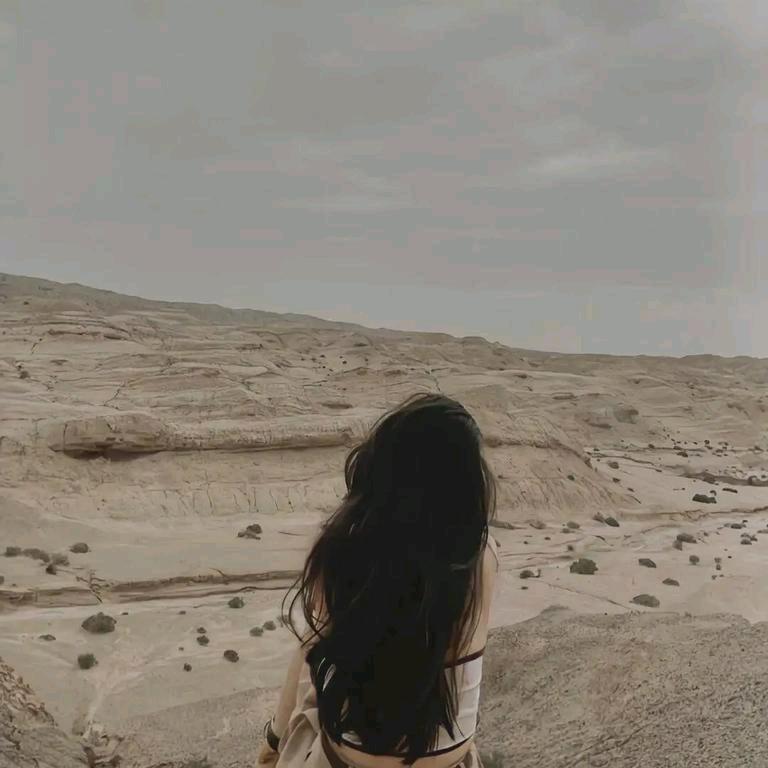 Aloneˇ头像