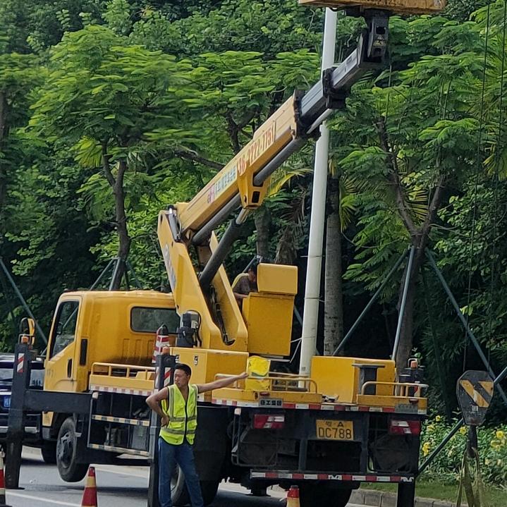 广州粤嘉吊车 高空车 防撞车 租赁