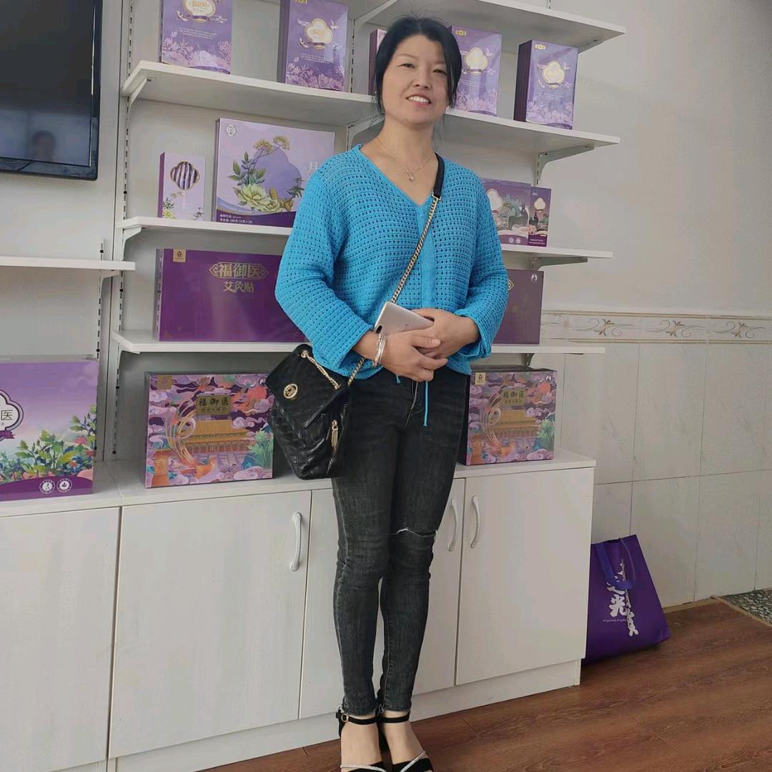 浏阳市第一蠢婆娘(张红)