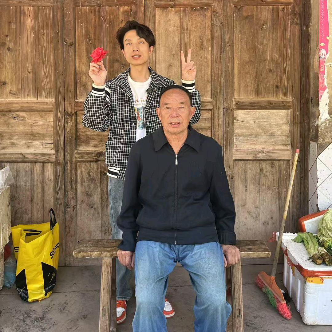 乡村理发师阿旭的头像