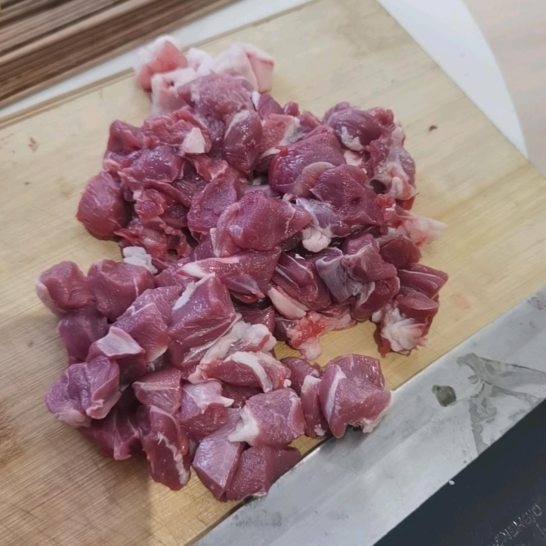 内蒙炭烤牛羊肉