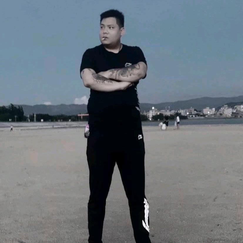 阿🎱弟🎱烂