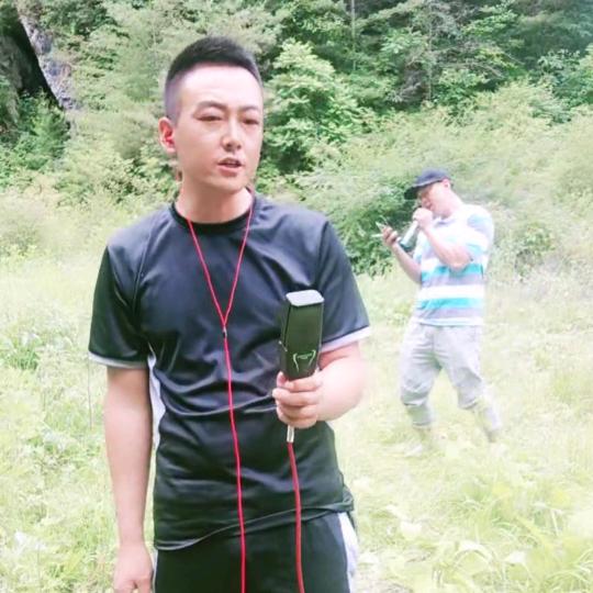 一个爱唱歌的山村小伙🎤