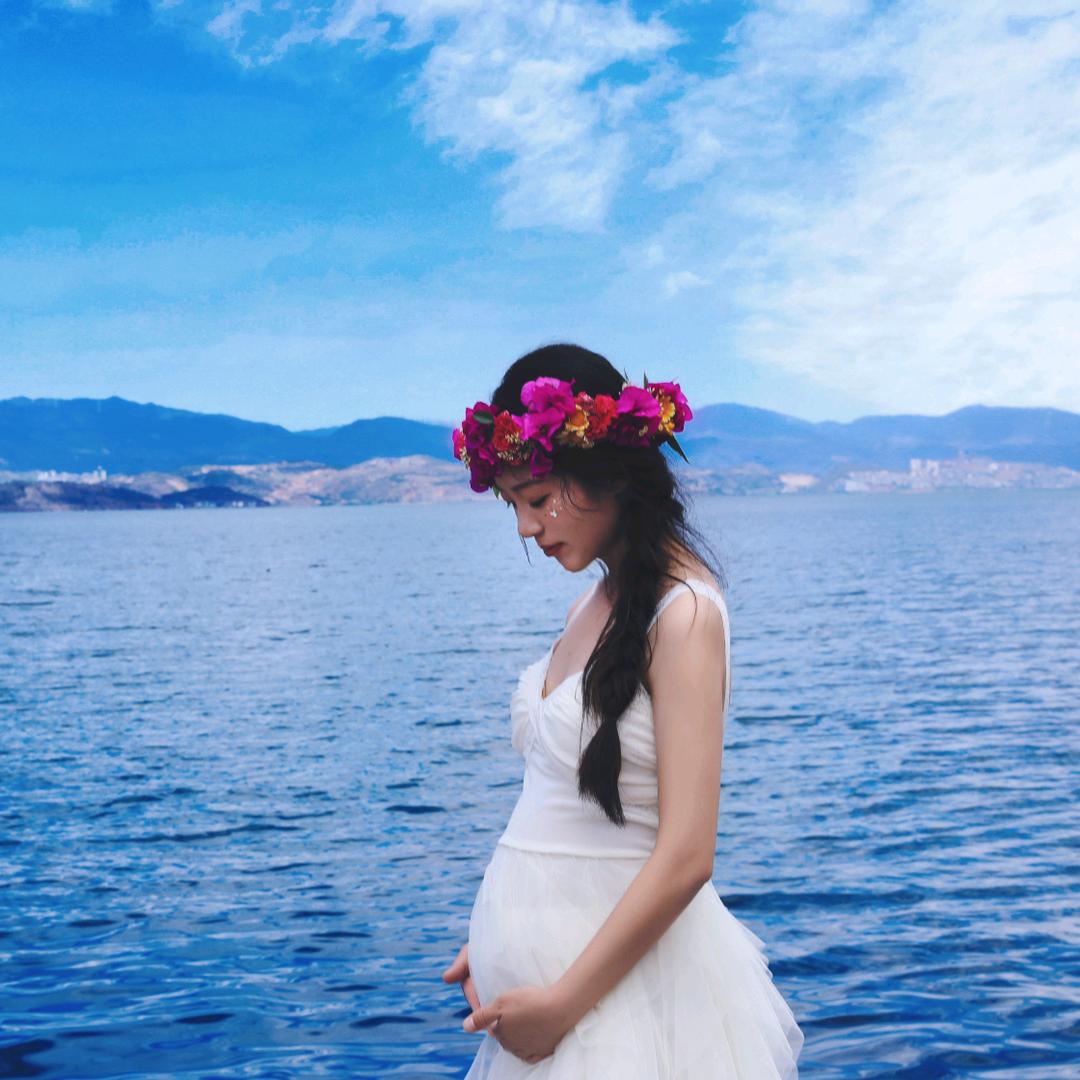 张一一（ 月子中）