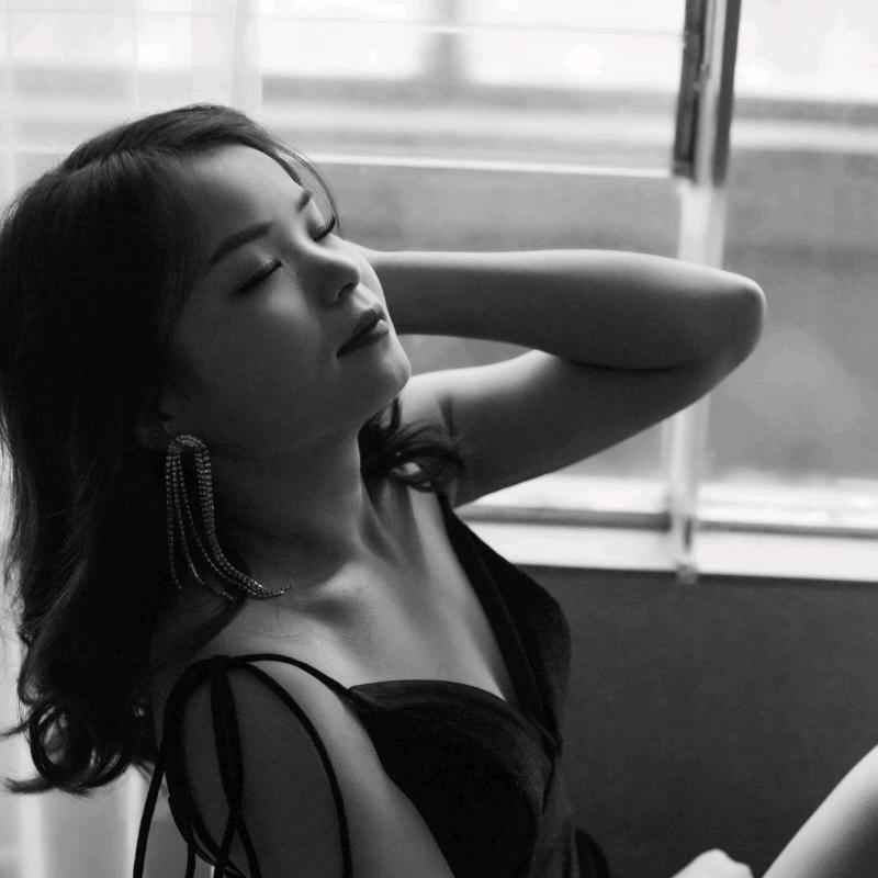 已懂已是苦中人