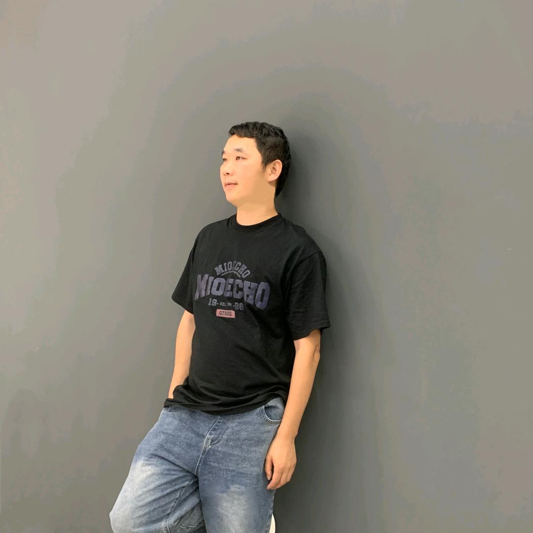 阿毛搬砖