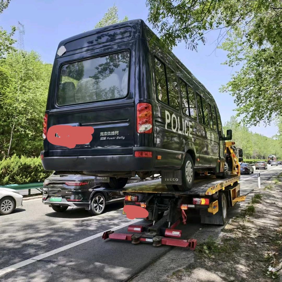 铜川市道路救援工程机械小型设备吊运