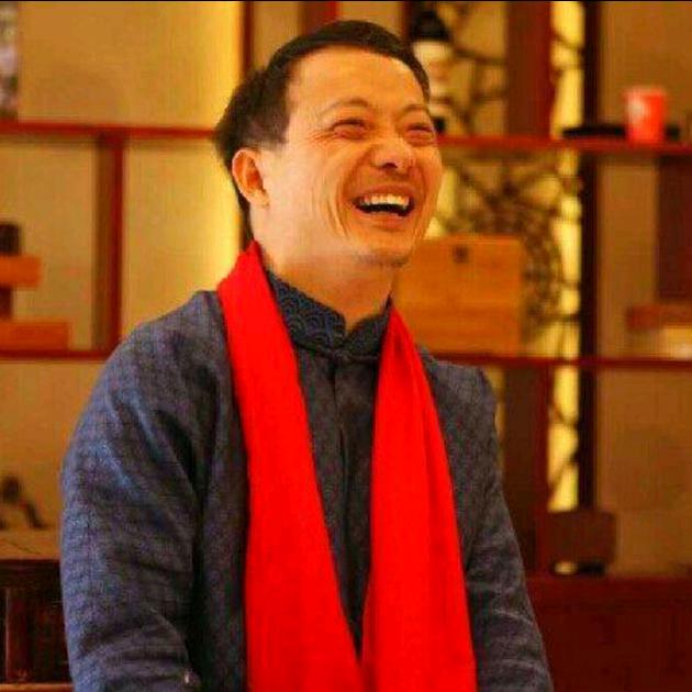 崔万志家疯狂主播一知心姐姐