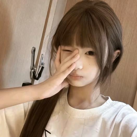 ᶜ