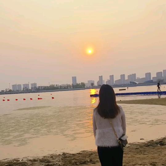 赣榆中居
