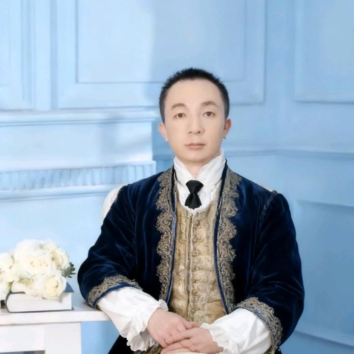 大理云鱿记鱿鱼鸡野生菌火锅