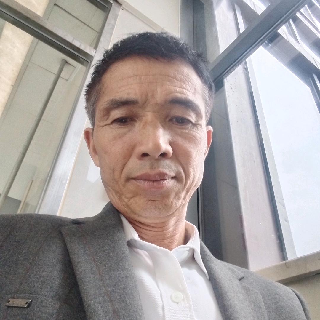 陈中宏