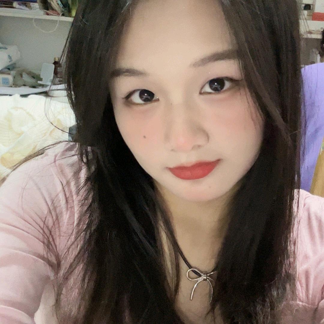 纯有怡