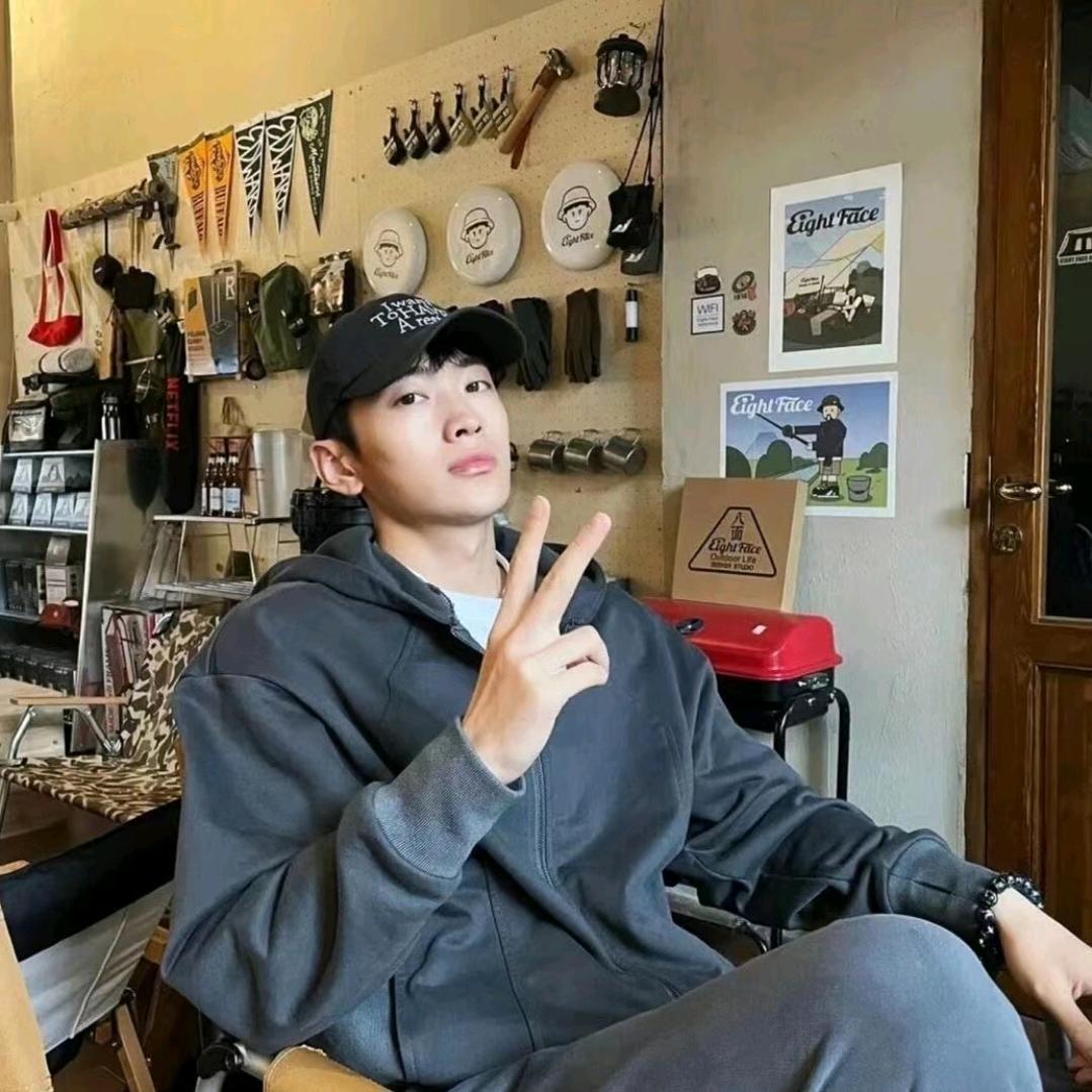 ArmyKing.