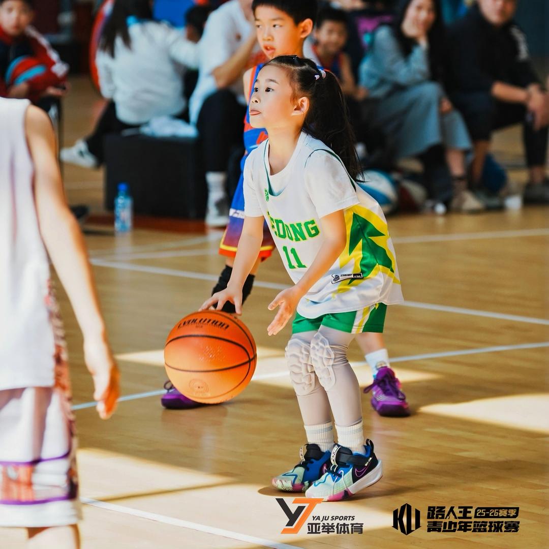 🏀吕一一