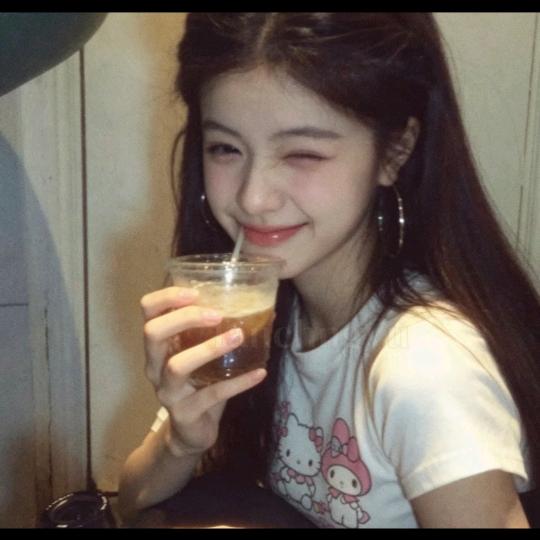 九九不喝酒头像
