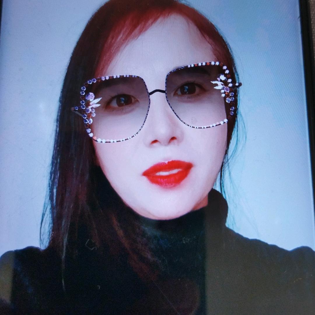 陈容（晚上6点48分开播）