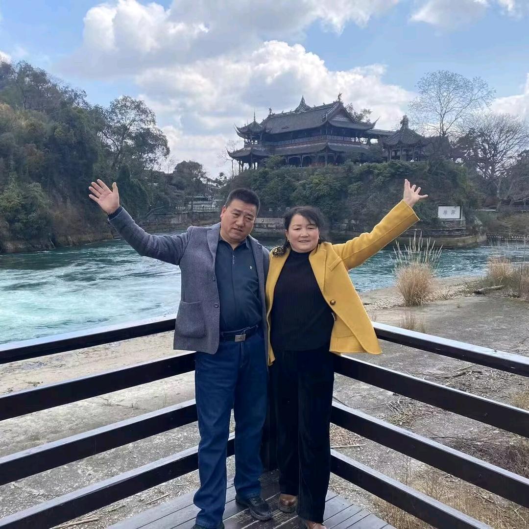 灵台金虎家居，皇玛沙发