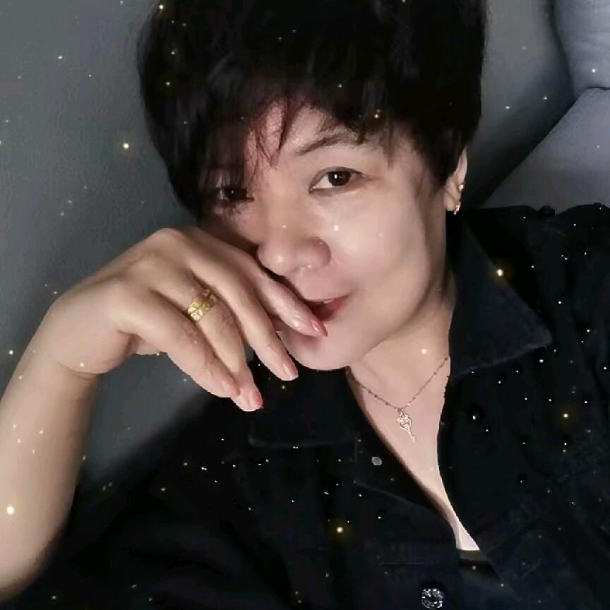 小静静🥰🥰
