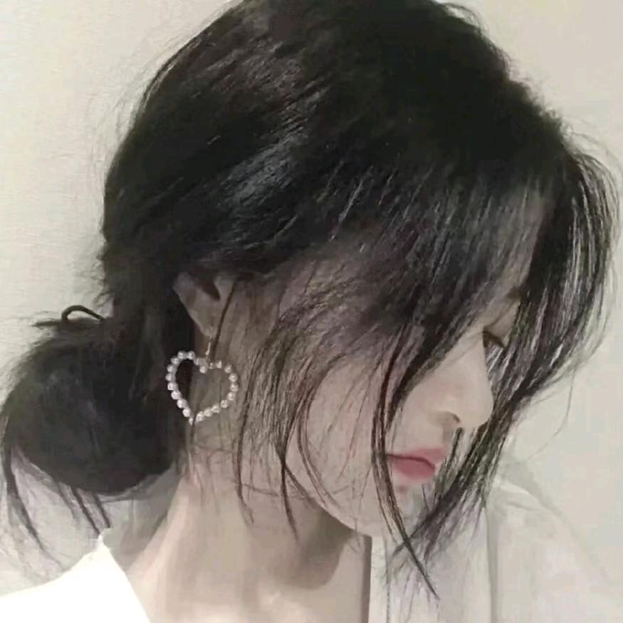 ღ᭄淡然一笑 🦋꧔ꦿ᭄💞