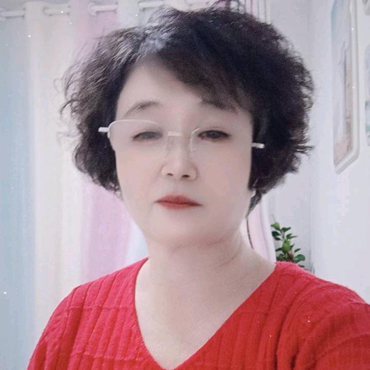，