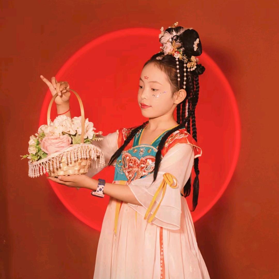 王佳怡（有关必回）